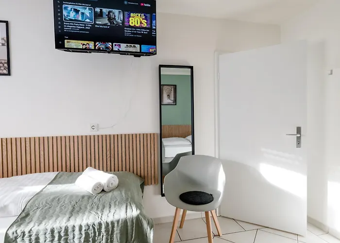 Apartman Janu-homes - 2 - 5 Betten, Schlossblick Vom Roemer