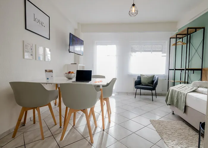 Janu-homes - 2 - 5 Betten, Schlossblick Vom Roemer Runkel